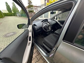 Toyota Yaris 1.3 64kw 47 963km 1.majitel - 12
