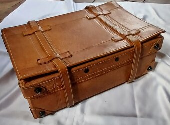 Kožené retro kufry - 12