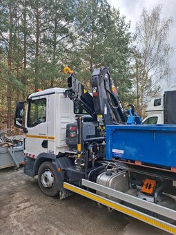 MAN nosič kontejnerů a hydraulickou rukou - 12