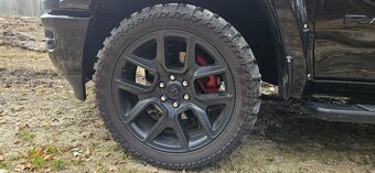 DODGE RAM 5.7 HEMI 4x4 LAMAIE FULL OPCJA ROLLBAR - 12