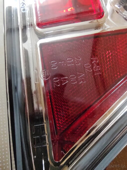 Prodám zadní tuning světla na Honda cicic  02 - 12