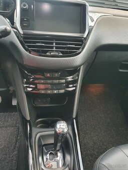 Peugeot 2008 1.6 Blue Hdi/77kw Black Matt, Automat - 12