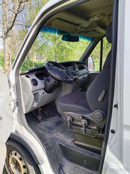 prodám Renault master 2010 , 2.5 tdci,osobní nákladní obytný - 12