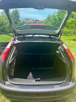 Ford Focus Trend 1.4i - 12