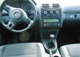 Volkswagen Touran 1,4 TSI 103 kW Serviiska benzín - 12