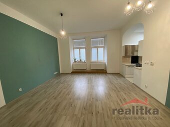 Pronájem velkého bytu 2+kk   66 m2 se zahradou, Opava, ul. O - 12