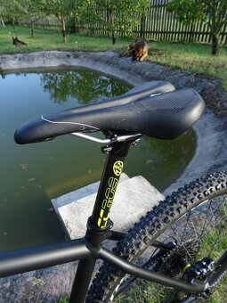 Lehký hliníkový hardtail RB CR 29, jako nové. Velikost L. - 12