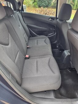 Peugeot 308 1.6 nafta 1.majitel - 12