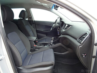 Hyundai Tucson 1.7CRDi,85kW,NovéČR,S.kniha,klima - 12