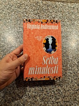 Virginia Cleo Andrews - série Květy z půdy - 12