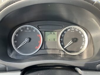 Škoda fabia II. 1.2 HTP 51 kW - 12