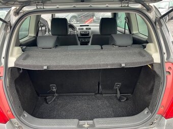 SUZUKI SWIFT 1,3i - 12