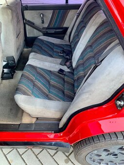 Lancia DELTA HF INTEGRALE 8V - 12