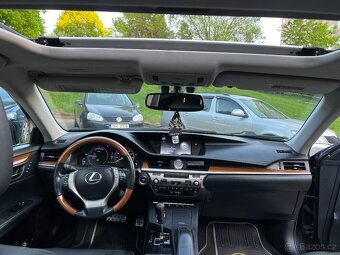 Lexus - 12