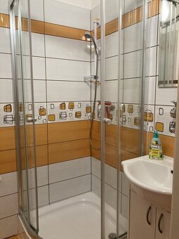 Pronájem 2+1,zaskl. lodžie, Pardubice-Polabiny - 12