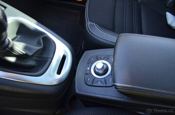 PRODÁM RENAULT GRAND SCENIC 1.6DCI 96KW 7-MÍST 2016 - 12