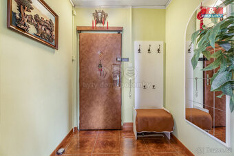 Prodej bytu 3+1 v Praze - Troja, ul. Krosenská, 75 m² - 12