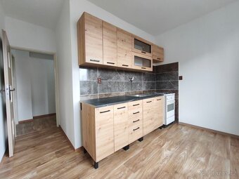 Prodej bytu 2+1, 49 m² – kompletní rekonstrukce, Jirkov - 12