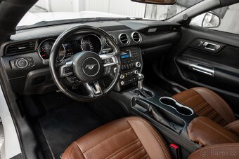Ford Mustang 3.7V6 - 12