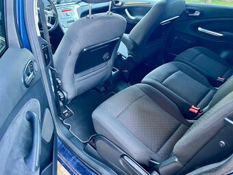 Ford Galaxy 2.0 tdci- 103 kw, nafta, 7 míst - 12