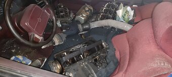 Chrysler Le Baron Limited Edition 3.0 V6 - 12