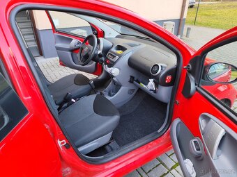 Aygo 1.0 Najeto: 58000km - 12