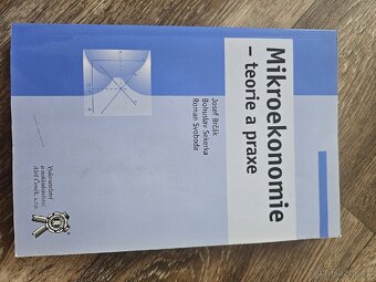 Knihy a učebnice - 12