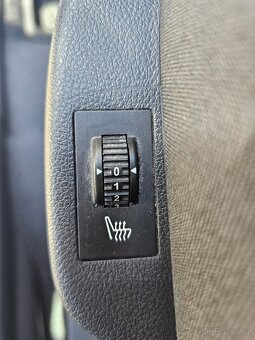 PEUGEOT 3008 2016 1.2 E-THP 96kW,VÝHŘEVY,TEMPOMAT,PARK.SENZ - 12