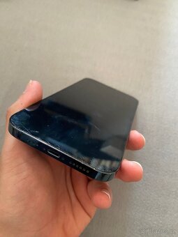 iPhone 12 Pro Max 512 GB - 84% kapacita baterie - 12