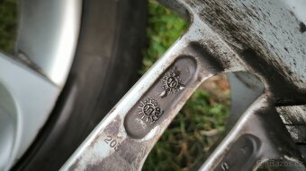 Mazda kola R16 - 12