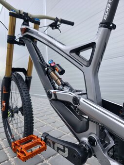 Downhill kolo YT Industries Tues CF Pro Race Carbon 27.5" - 12