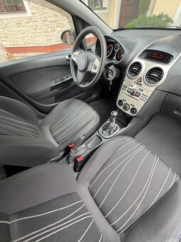 OPEL CORSA 1,4 i  16V - 12