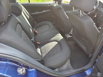 Škoda Fabia 1.2i 47kw Elegance 2.Majitel - 12