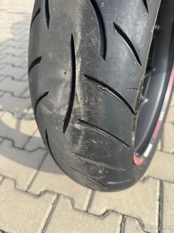 BMW R1250R - 12
