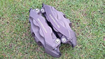 Porsche 911/Cayman/Boxster Brembo brzdiče + desky - 12