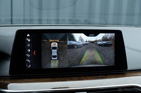 BMW M550i 340 kW,ČR,Webasto,Tažné,Masáže,2x kola,Ventilace - 12