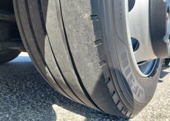 Prodám Tahač Ford F-Max 1850 4x2 - 12