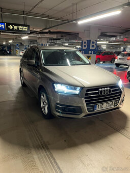 Prodám Audi Q7 - 12