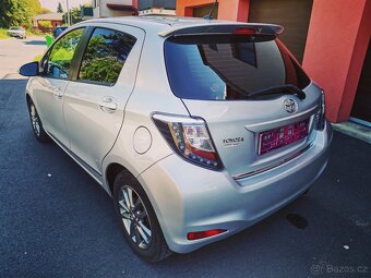Toyota Yaris, 1.3 i JEN 99000 KM - 12