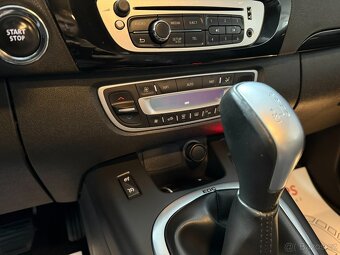 Renault Scénic 1,5 DCI AUTOMAT BOSE KEYLESS TAŽNÉ - 12