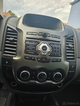 Ranger, DoubleCab, Limited, 2015, 4x4, koupeno v ČR, 1.majit - 12
