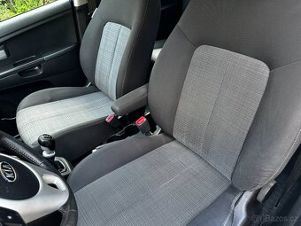 KIA Venga 1.4 CVVT - 12