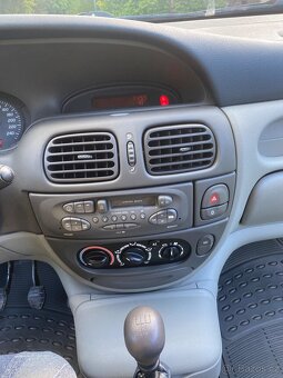 Renault scenic 1.9dTi - 12