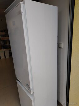 Vestavěná lednice Beko CBI 7771 F s mrazničkou - 12