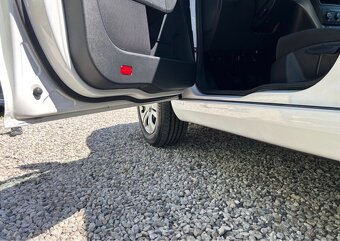 Škoda Yeti 2.0 TDI 103 kW, 135 000 km - 12