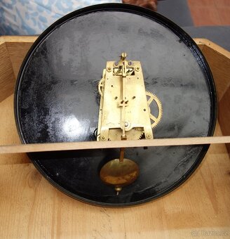 Nástěnné hodiny Kienzle, školní či nádražní - 12