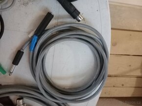 kabely a konektory - 12