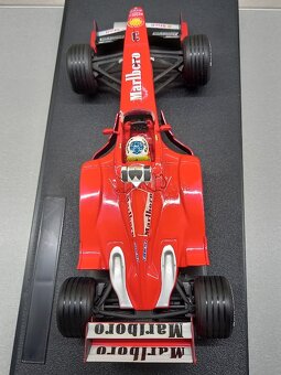 F1 FERRARI F399 1999 MARLBORO SCHUMACHER HOTWHEELS 1:18 - 12