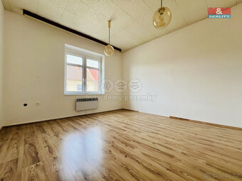 Prodej bytu 3+1, 116 m², Břeclav, ul. Hlavní - 12
