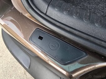 VW TIGUAN 4x4 2.0 TDI 103 kW DSG 156000 km, r.v.2012 - 12